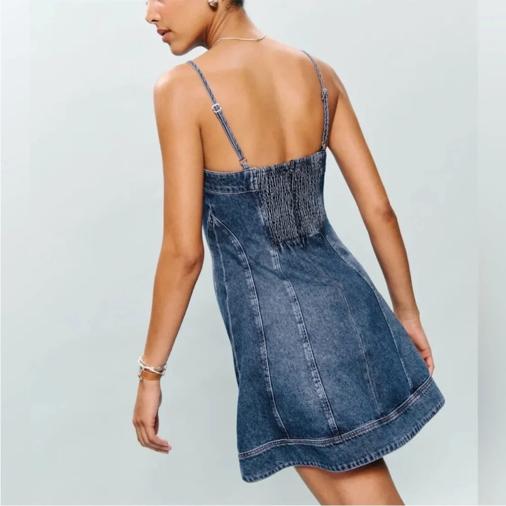 NEW Reformation Elma Denim Mini Dress Size 2 - Picture 3 of 11